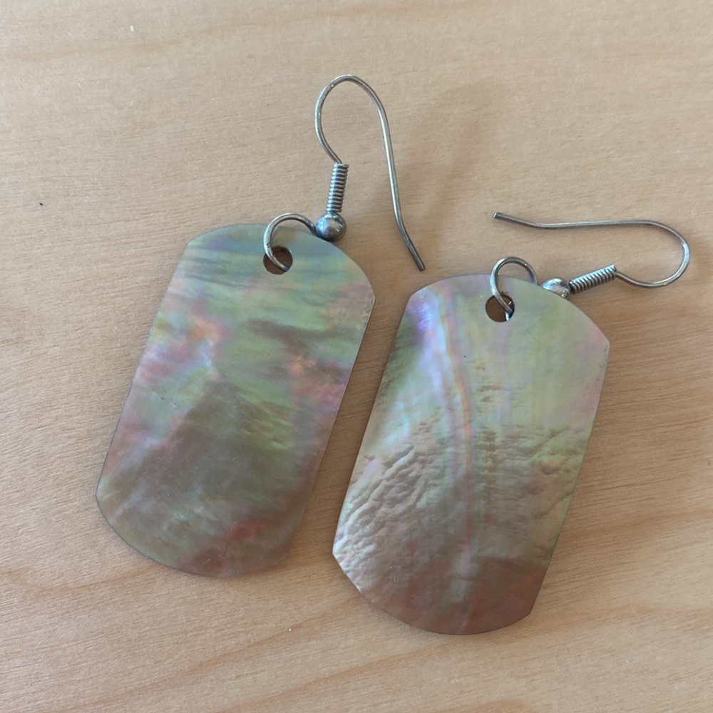 Shell Earrings - Picture 3 of 7